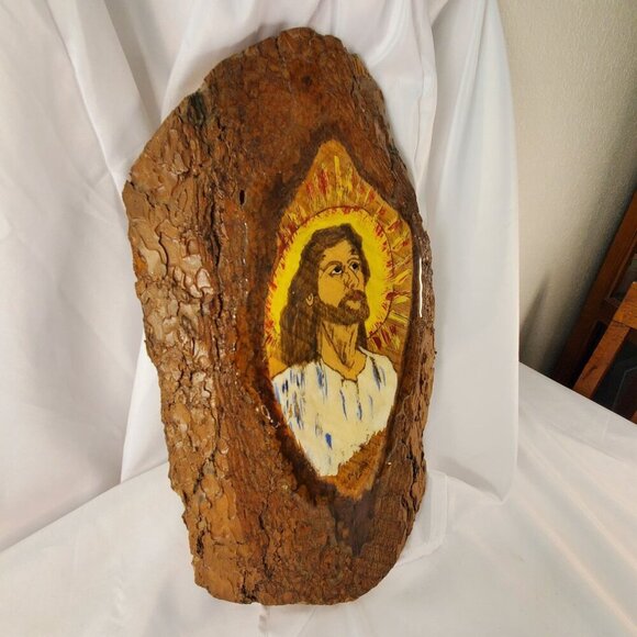 Vintage 1982 Jesus Christ Painting On Black Hills Pine Bark Wall Art 18.5" x 10" - Picture 5 of 12